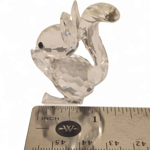Vintage Swarovski Crystal Squirrel Holding Nut Figurine 7662, RETIRED Swan Stamp - Picture 3 of 8